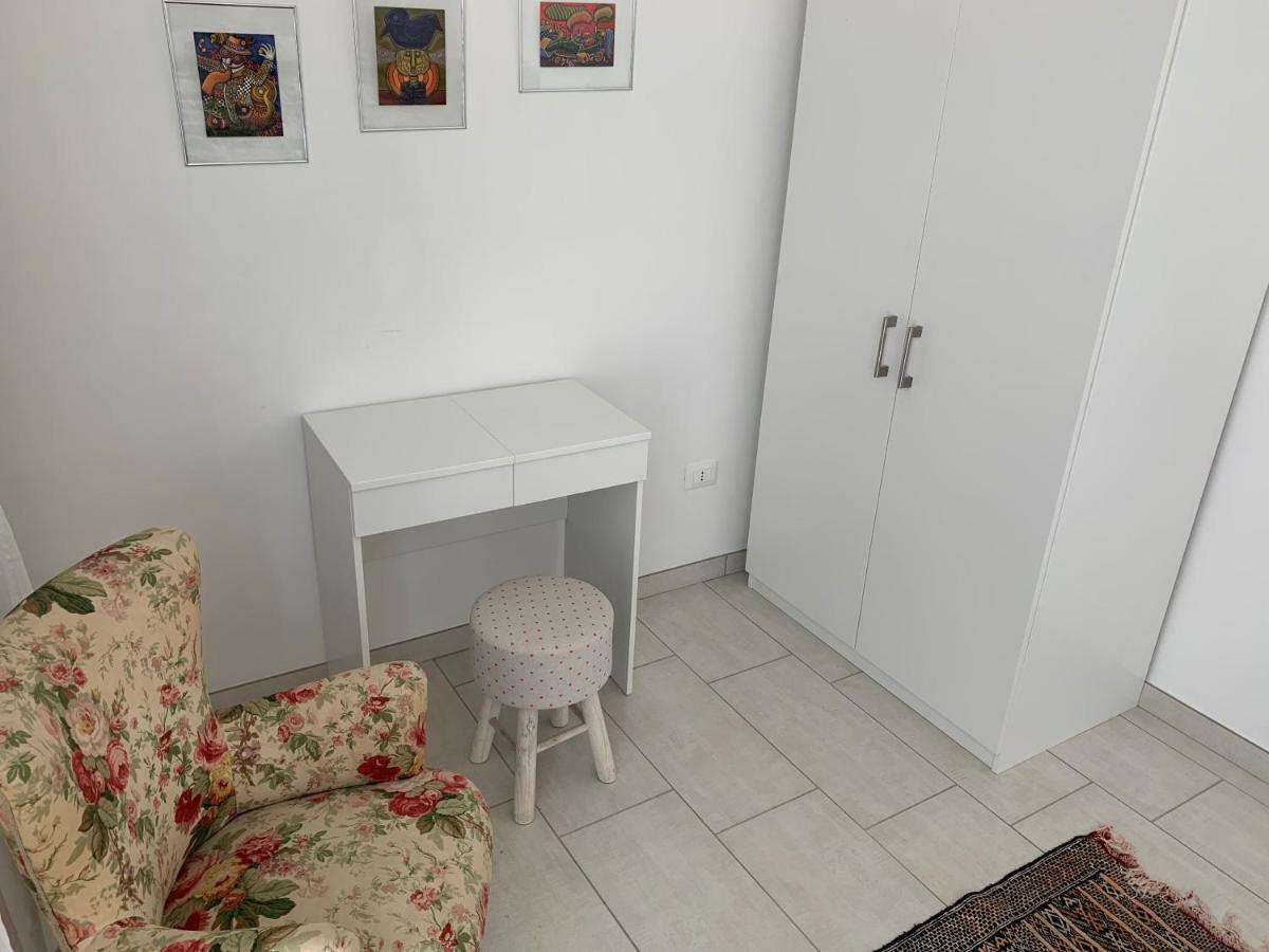 Appartamento Pineta A Mare Montesilvano Marina Екстериор снимка