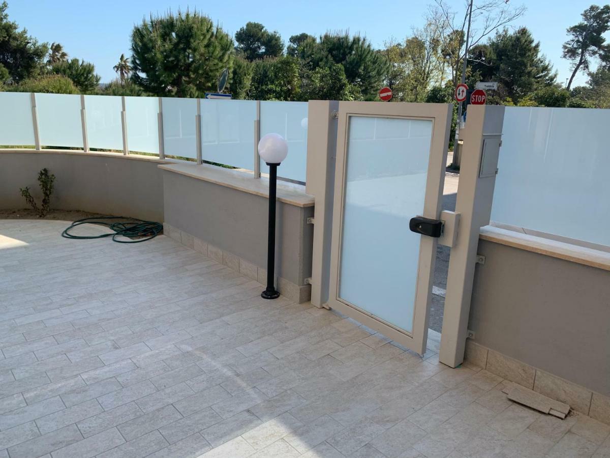 Appartamento Pineta A Mare Montesilvano Marina Екстериор снимка